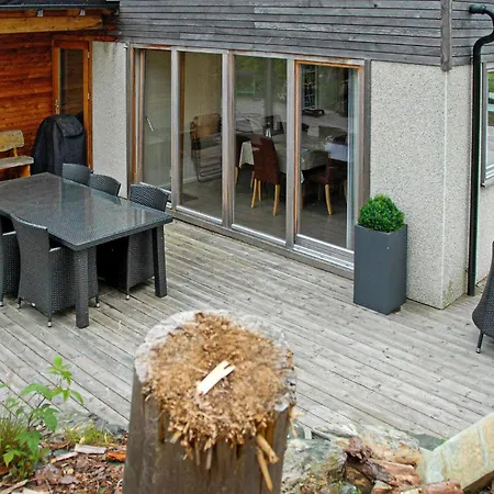 Stunning In Mosterhamn With Wifi Holiday home