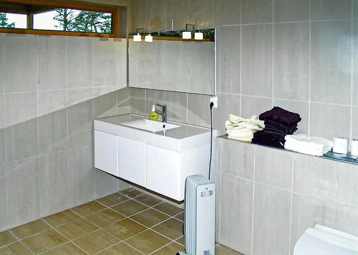 3 Bedroom Awesome In * Mosterhamn